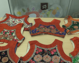 V muzeu si vyrábějí kordulky