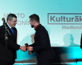 Cenu města převzala trojice laureátů