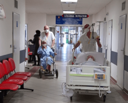 Hodonínská nemocnice ruší zákaz návštěv