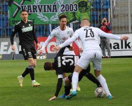 Slovácko zdolalo poslední Karvinou. Trenér Svědík střídal Levina