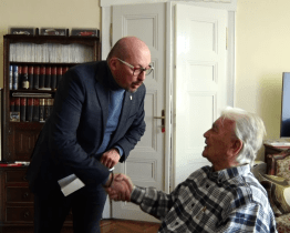 Jiří Dlouhý daroval peníze na Ukrajinu