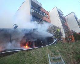 Na Jižních Svazích hořelo. Na místě zasahovalo pět jednotek hasičů