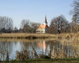 Chropyňský zámek mění provozovatele. Zahájení turistické sezony se posouvá