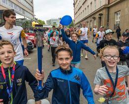 Do Zlína dorazila Mírová pochodeň