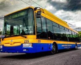 Hradská ulice se o víkendu uzavře. Autobusy budou jezdit po výlukové trase