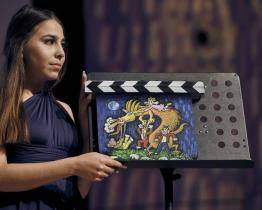 Dražba filmových klapek byla rekordní. Která klapka vydělala nejvíc?