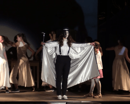 Muzikál Planety zazněl pod hvězdnou oblohou