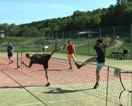 V Míkovicích se představili nohejbalisté