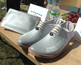 Obujte si originální pár bot a získejte snídani zdarma