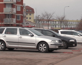V Mařaticích řeší město parkování, zeleň i zimní stadion