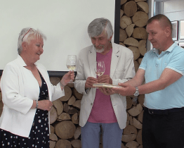 Herec Kamil Pulec pokřtil svou knihu básní Nevyzpytatelné vlny lásky