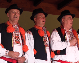 Lázeňské zpívání provázel déšť