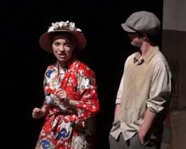 Studenti rožnovského gymnázia předvedli v divadelní hře Pygmalion špičkové výkony