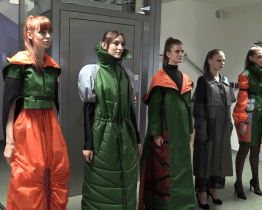 Módní přehlídka střední školy představila i vítězné modely