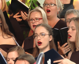 Hulínem zněly melodie ze Star Wars i Jamese Bonda