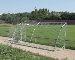 Fotbalové hřiště v Sadech má nový systém zavlažování i přípojky vody