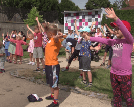 Pavel Novák přijel rozhýbat děti do Uherského Brodu