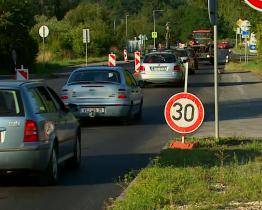 Opravy na trase mezi Vsetínem a Valašským Meziříčí potrvají ještě několik měsíců