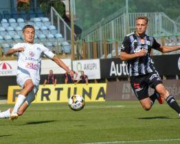 Fotbalisté Slovácka brali v Českých Budějovicích bod. Vyrovnání zařídil Sinjavskij