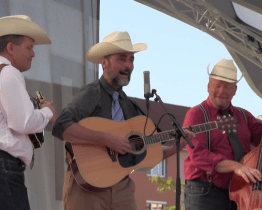 Mírovým náměstím se nesly tóny bluegrassu