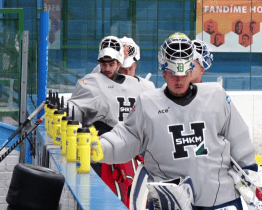 Hodonínští hokejisté už trénují na ledě