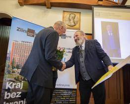 Kraj ocenil pracovníky sociálních služeb 