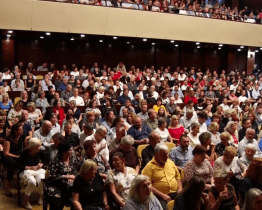 Dům kultury naplánoval atraktivní divadelní sezonu i velkolepé koncerty