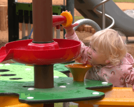 Hřiště ve Smetanových sadech prošlo obnovou