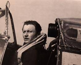 Ve Vsetíně odhalili památník pilota RAF Františka Vavřínka