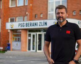 Vedení Beranů dochází s hráči trpělivost. Když v následujících zápasech nesplní výkonnostní cíl, dostanou méně peněz