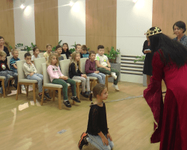 Starostka pasovala žáky na čtenáře