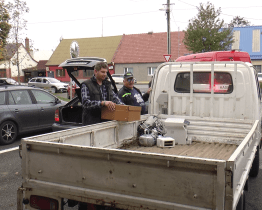 Traktor i s vlečkou připravili hasiči na sběr odpadu
