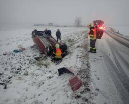 Na silnicích Zlínského kraje se bouralo i v pondělí odpoledne a večer