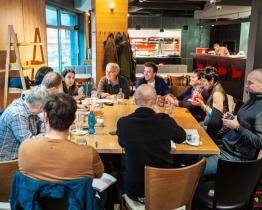 Herci Slováckého divadla začali zkoušet světový hit. Součástí jsou i partičky pokeru