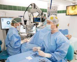 Rok 2022 pohledem zlínských očních chirurgů: světová prvenství i nová tkáňová banka 