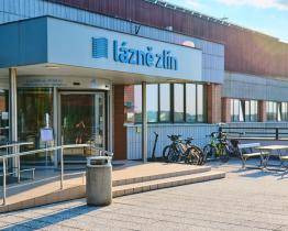 Zlínská STEZA hledá nového ředitele. Kromě koupališť bude mít na starosti i správu zimních stadionů