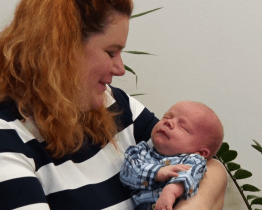 Starosta Hodonína přivítal na radnici první miminko roku 