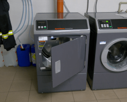 Hasiči si za finanční dary  měst a obcí pořídili pračku a sušičku