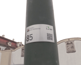 Poruchu veřejného osvětlení lze nahlásit pomocí QR kódu
