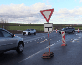 Stavba napojení na dálnici D55 u Starého Města komplikuje provoz