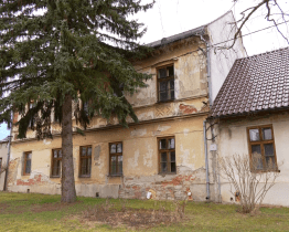 Zámeček v Hrádku na Vlárské dráze se promění ve společenské centrum