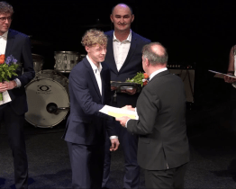 Atletický rekordman Meindlschmid chce být prvoligovým fotbalistou