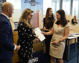 Baťův mrakodrap hostil udílení certifikátů programu DofE