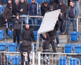 Na fotbalovém derby mezi Slováckem a Zlínem řádili neukáznění fanoušci