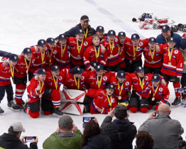 Vítězná jízda hokejových žáků Uherského Hradiště