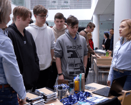 V brodské SPŠOA měl premiéru Den pro tvou kariéru