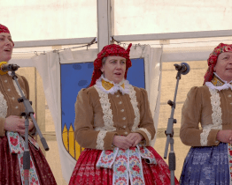 Nejen zabíjačka provoněla předvelikonoční jarmark ve Starém Městě