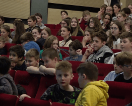 Děti přednášely o Stonehenge, kaligrafii i sněhových vločkách 