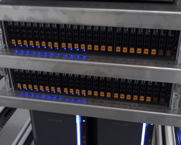 V Rožnově vyrostlo unikátní datové centrum