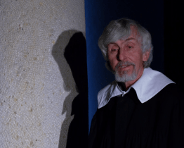 Jan Amos se vrátil do dětství v Brodě v divadelním představení 